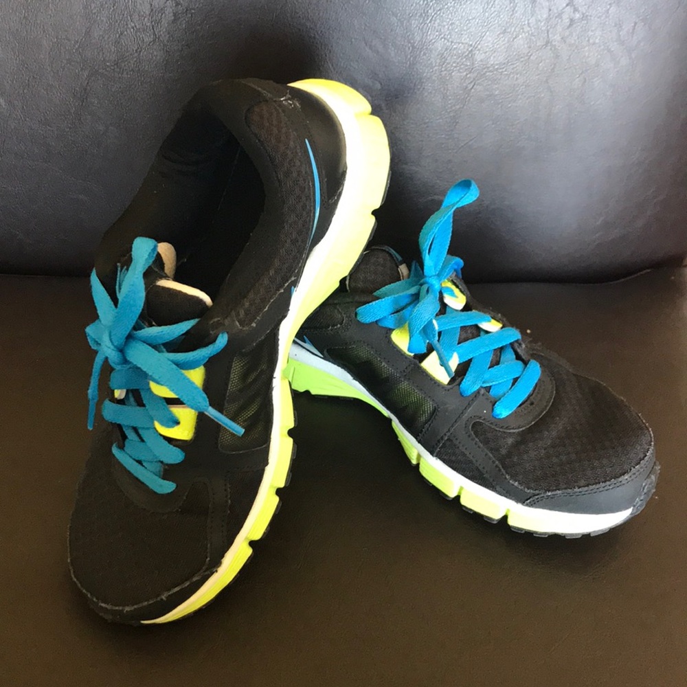 Nike dual fusion ST2 sneakers size 8.5